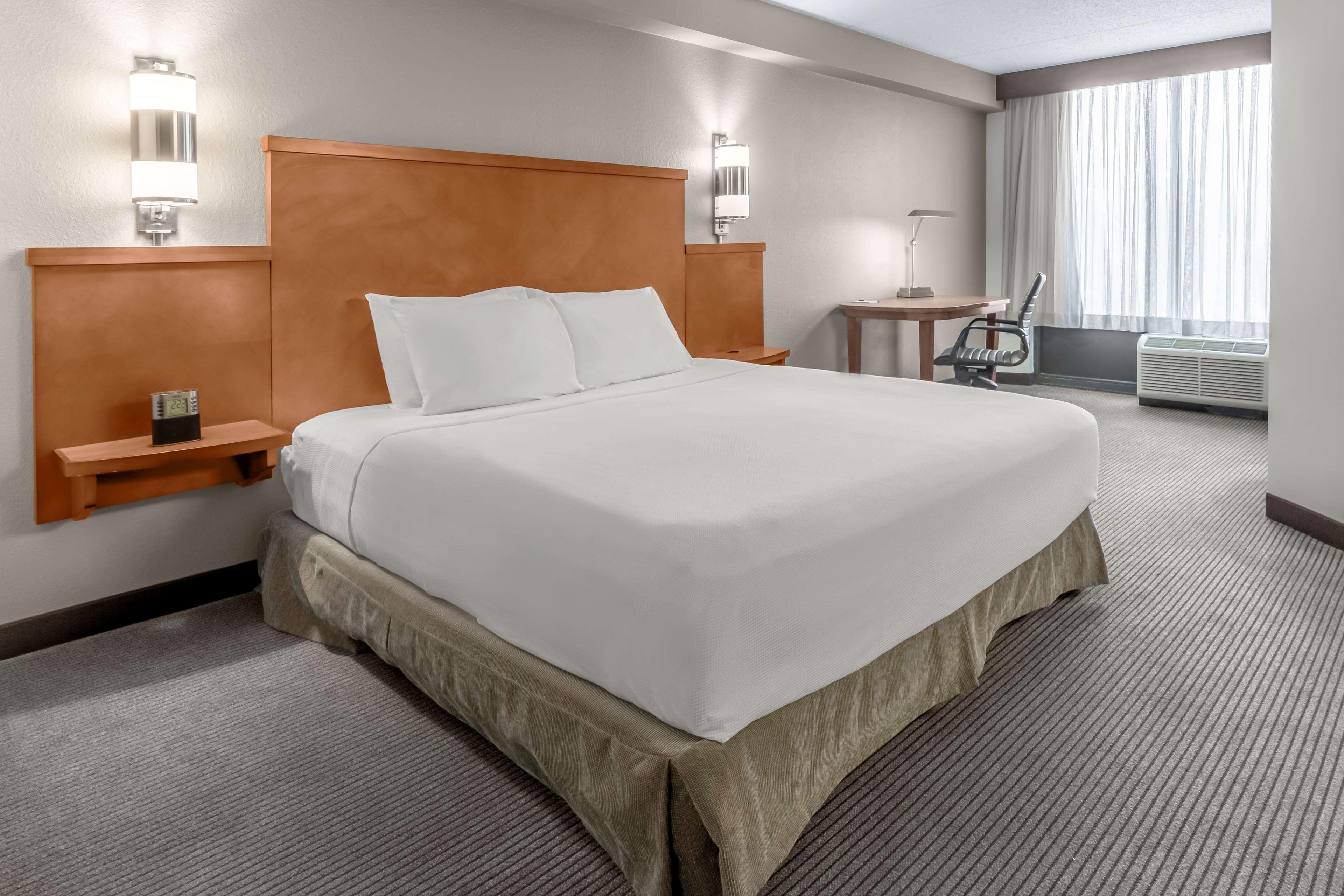 Hyatt Place Charlotte Airport Billy Graham Parkway Екстер'єр фото